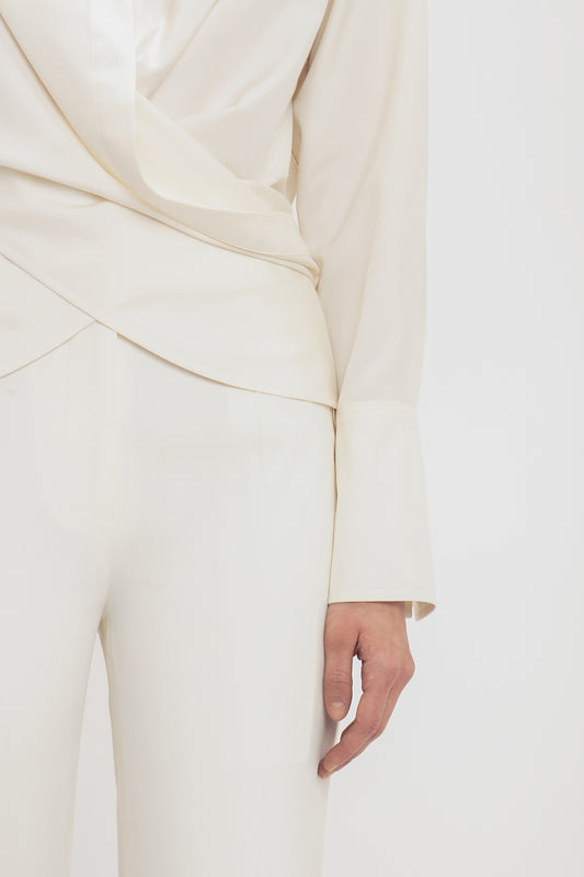 Exclusive Cropped Kick Cotton Trousers In Off White