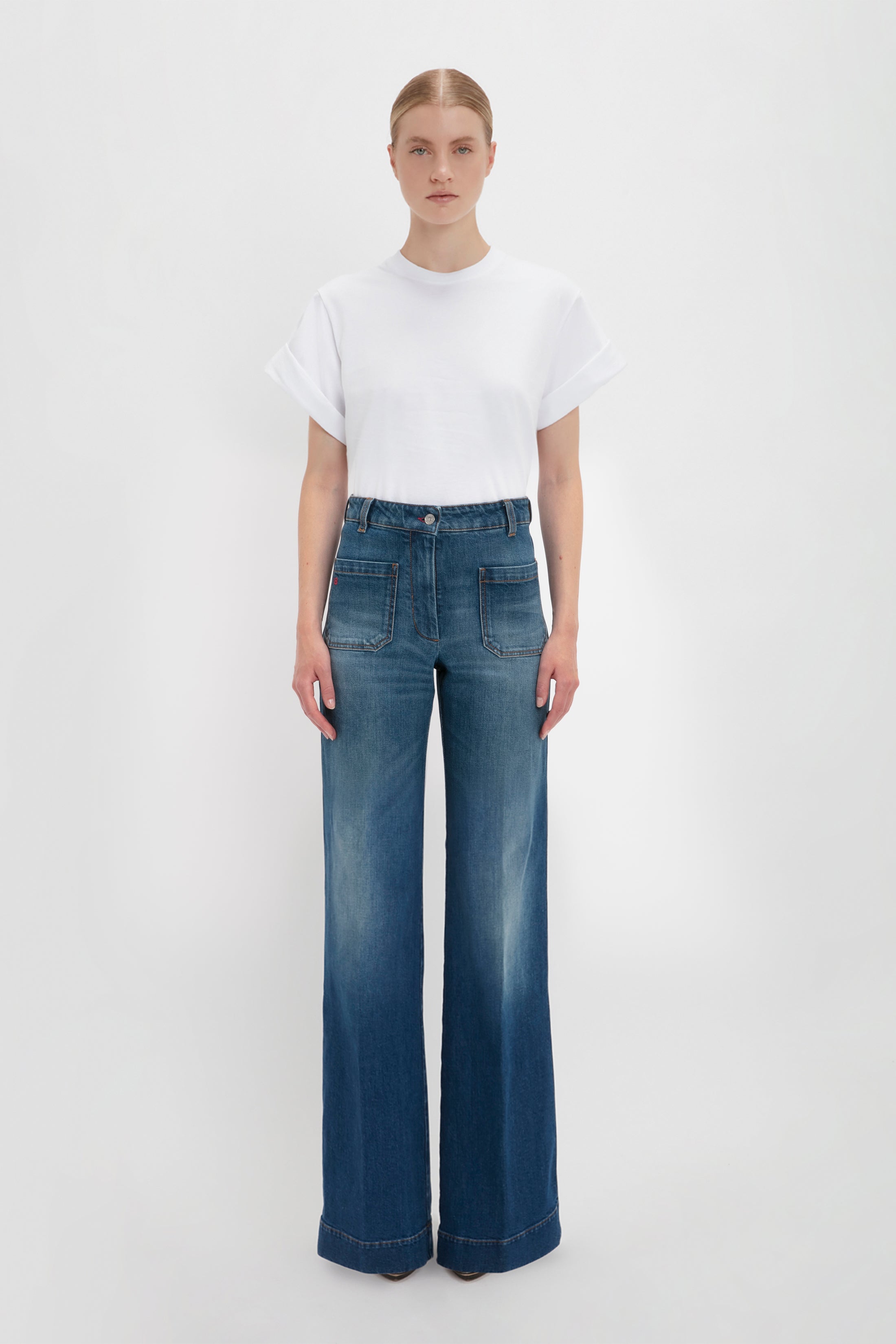 Asymmetric Relaxed Fit T-Shirt In White – Victoria Beckham UK