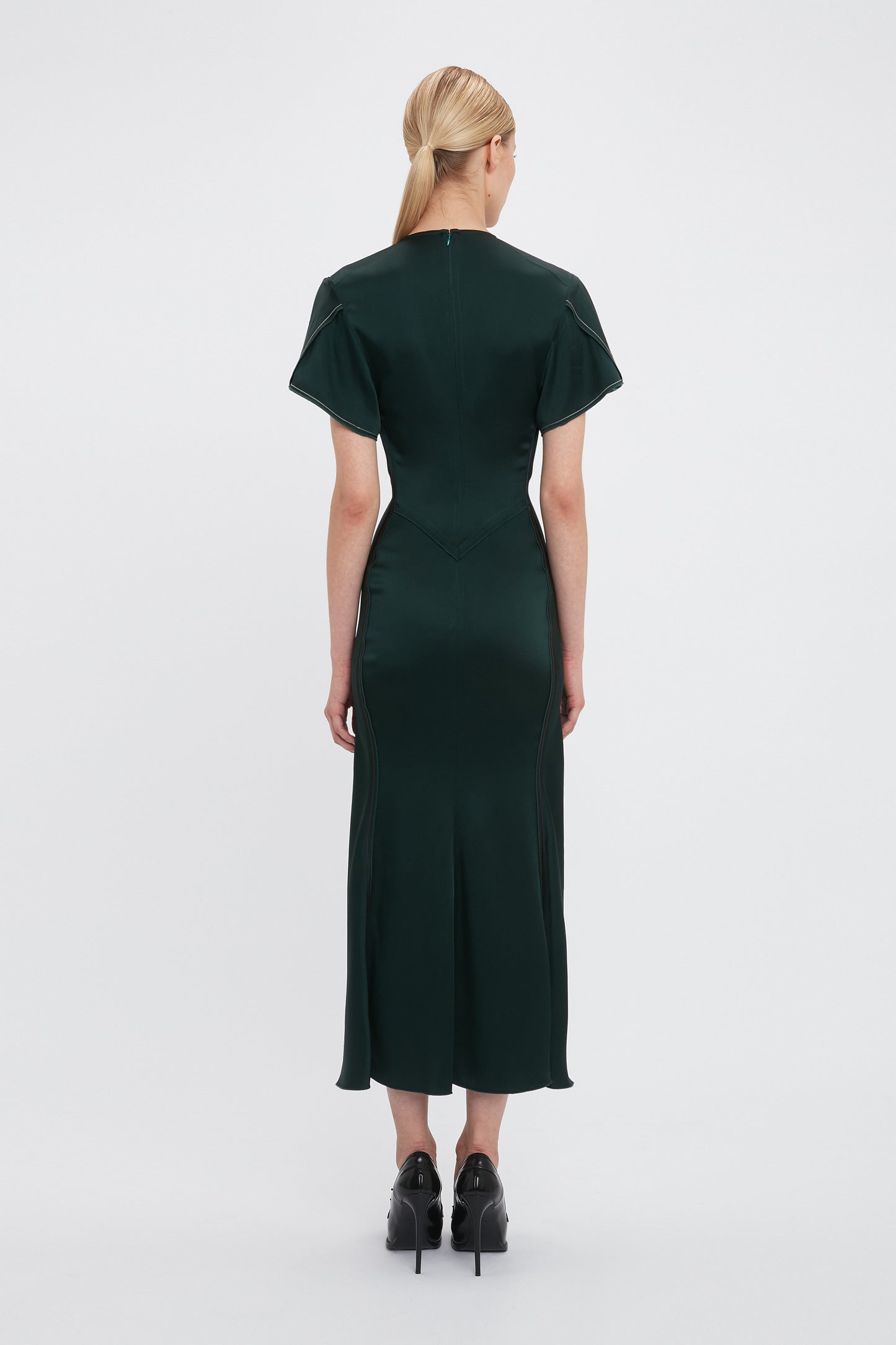 Gathered V-Neck Midi Dress In Seaweed