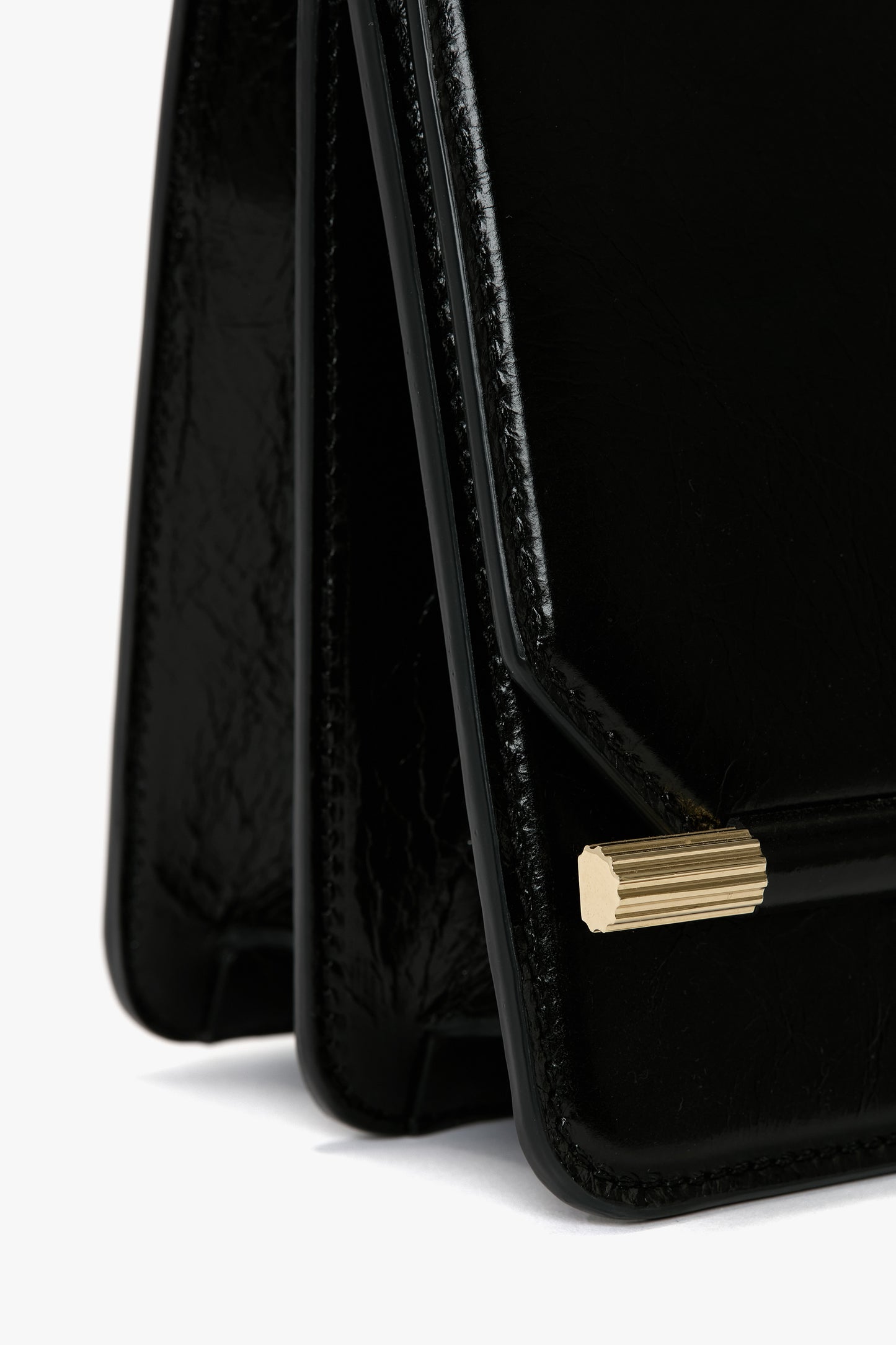 202 Crossbody Bag In Black Distressed Leather