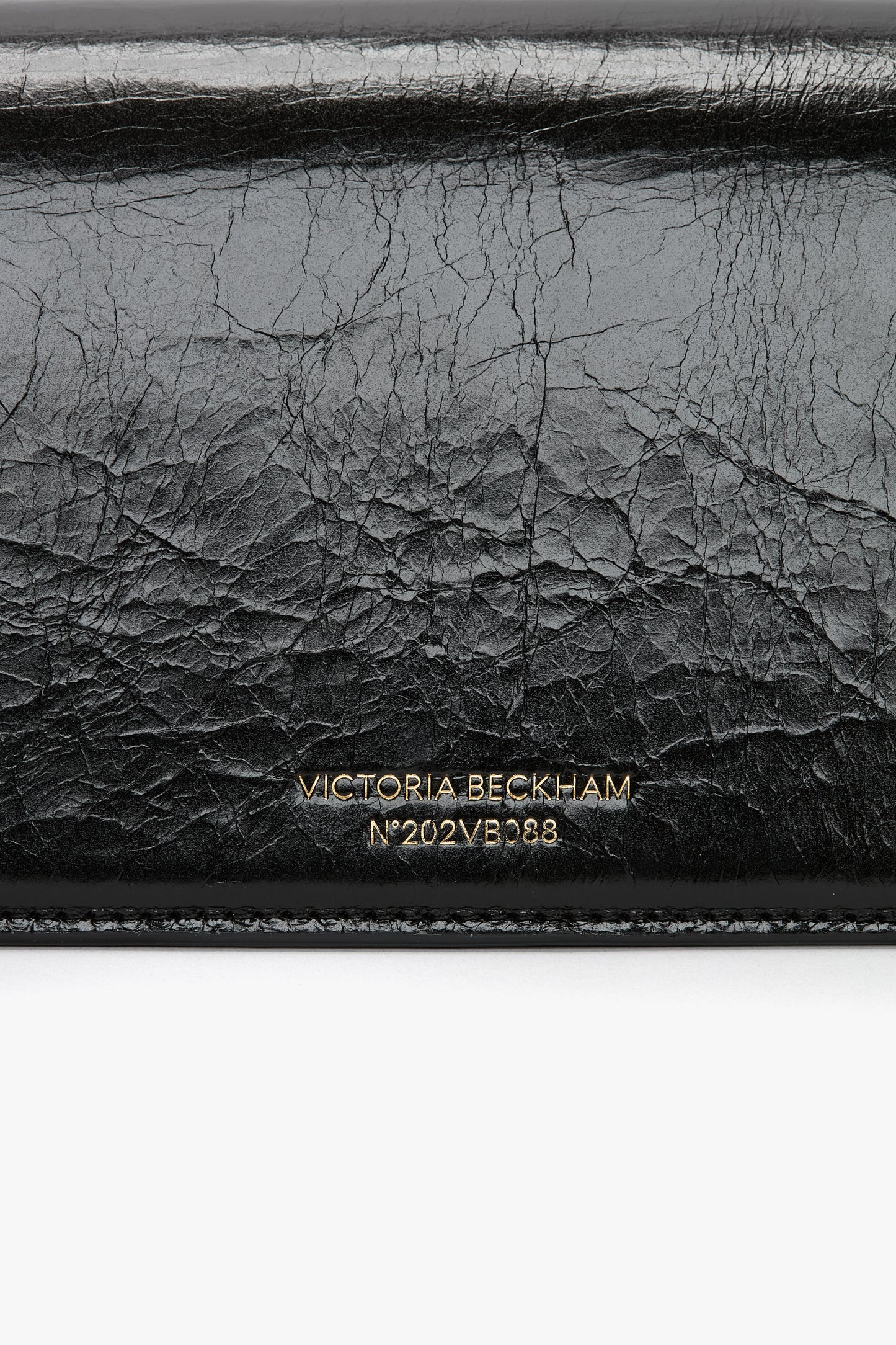 202 Clutch Bag In Black Distressed Leather